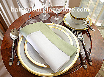 White Hemstitch Dinner Napkin with Winter Pear border - Click Image to Close